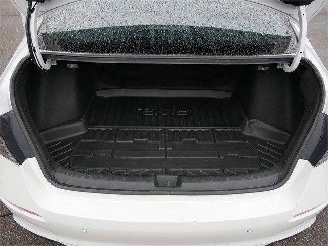 Used 2022 Honda Civic Touring image 16