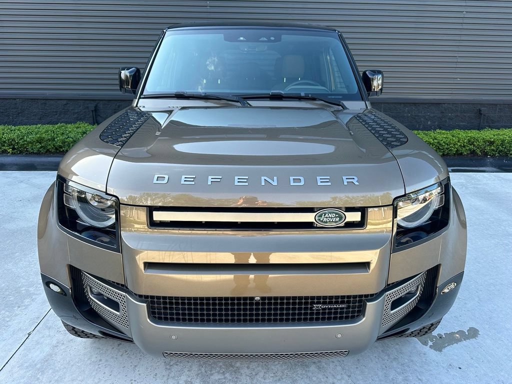 Used 2023 Land Rover Defender 110 X-Dynamic SE AWD/4WD image 8