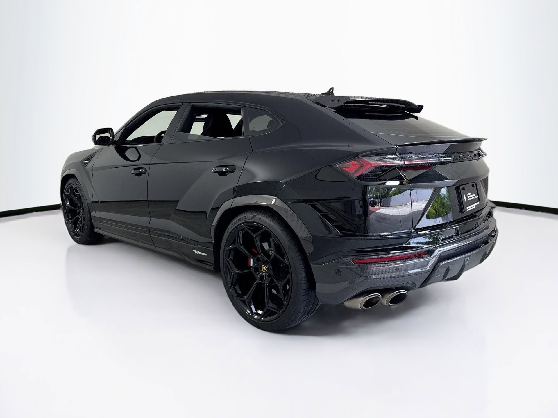 Used 2024 Lamborghini Urus Performante AWD/4WD image 5
