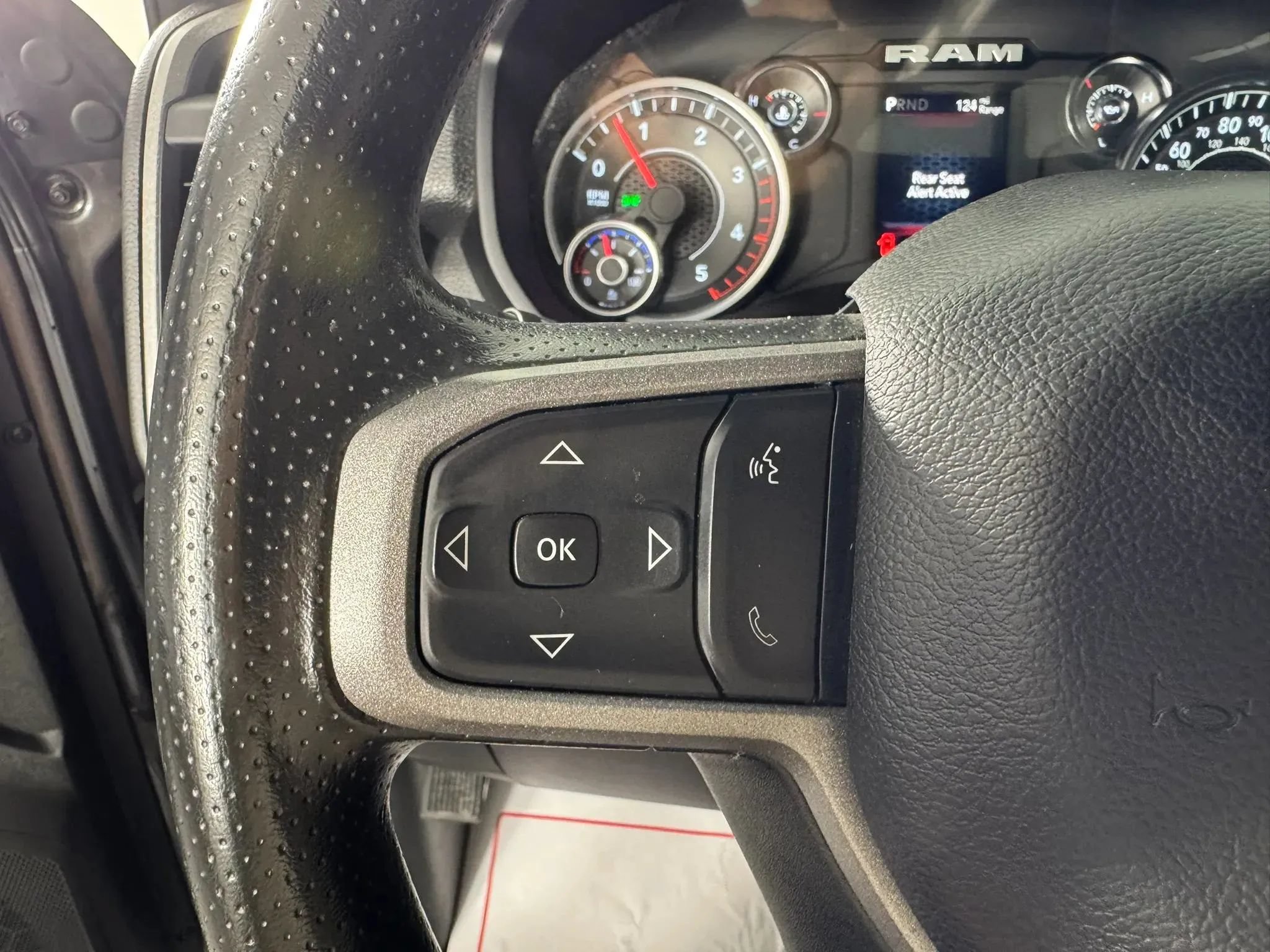Used 2024 RAM 3500 Tradesman w/ Chrome Appearance Group AWD/4WD image 15
