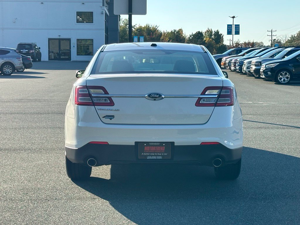 Used 2018 Ford Taurus SE FWD image 6