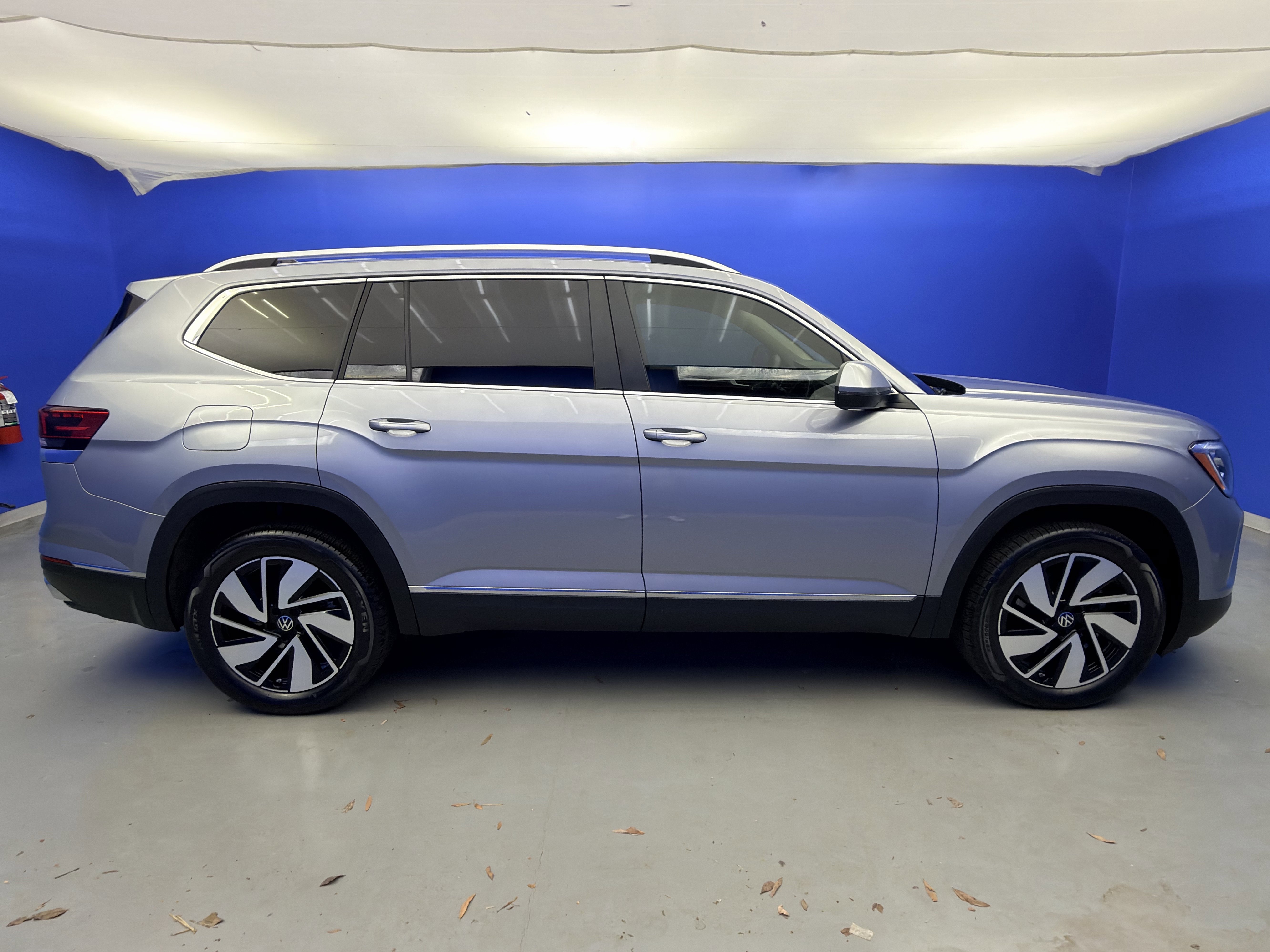 Used 2024 Volkswagen Atlas SEL image 8
