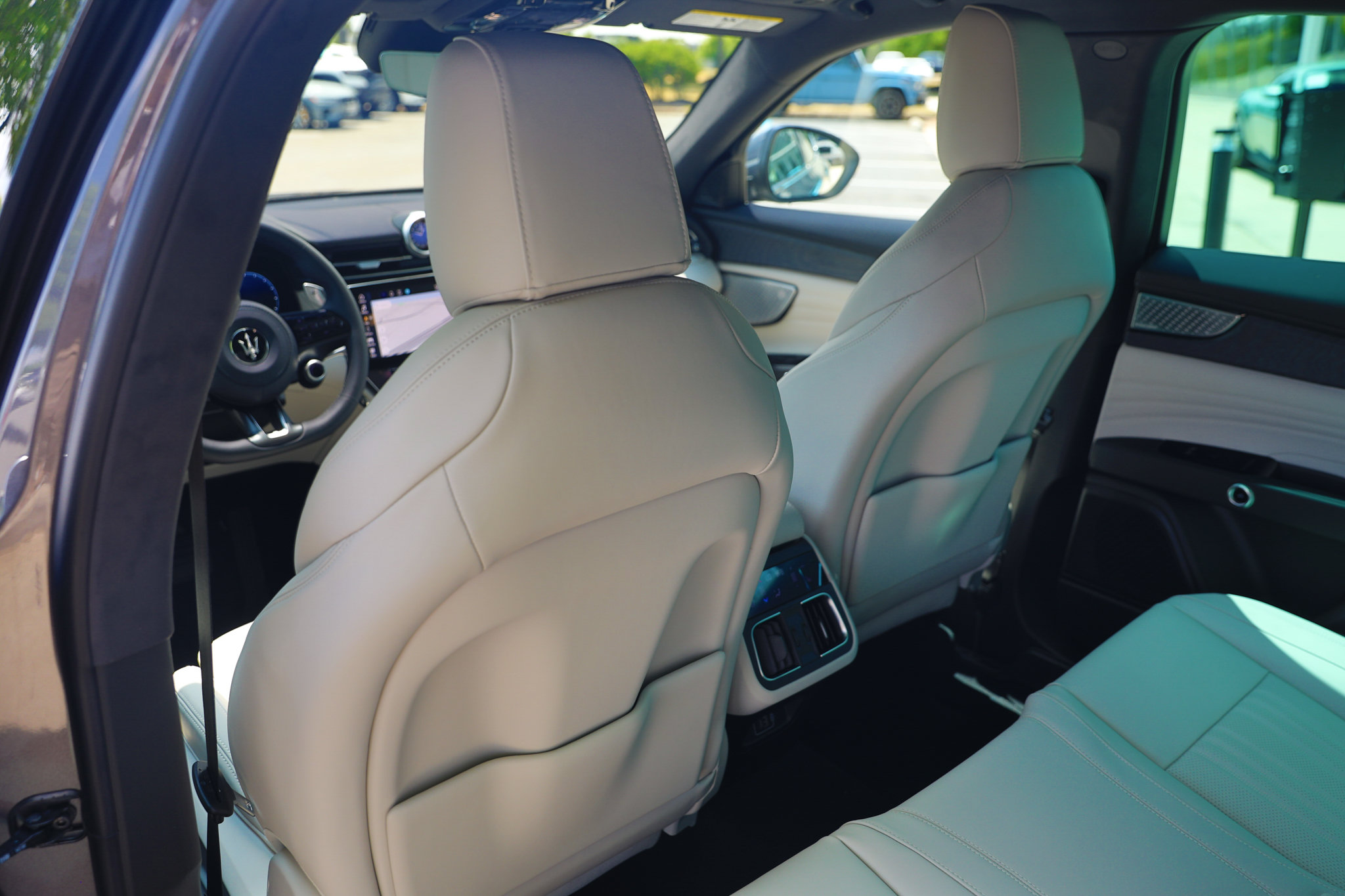 Used 2024 Maserati Grecale GT AWD/4WD image 34