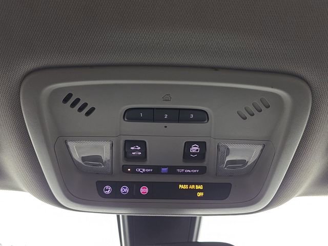 Used 2018 Chevrolet Malibu LT w/ Leather Package image 25