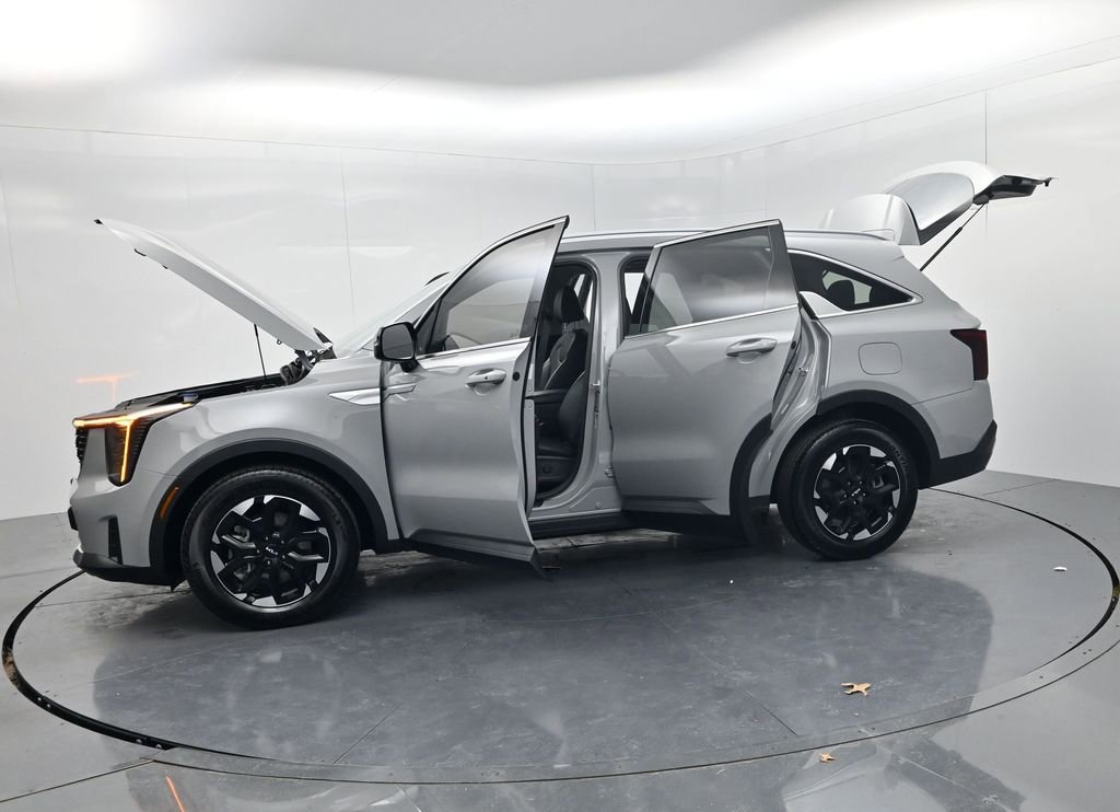 Used 2025 Kia Sorento S w/ Panoramic Sunroof Package image 60