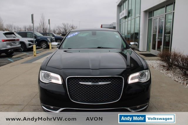 Used 2016 Chrysler 300 C image 2