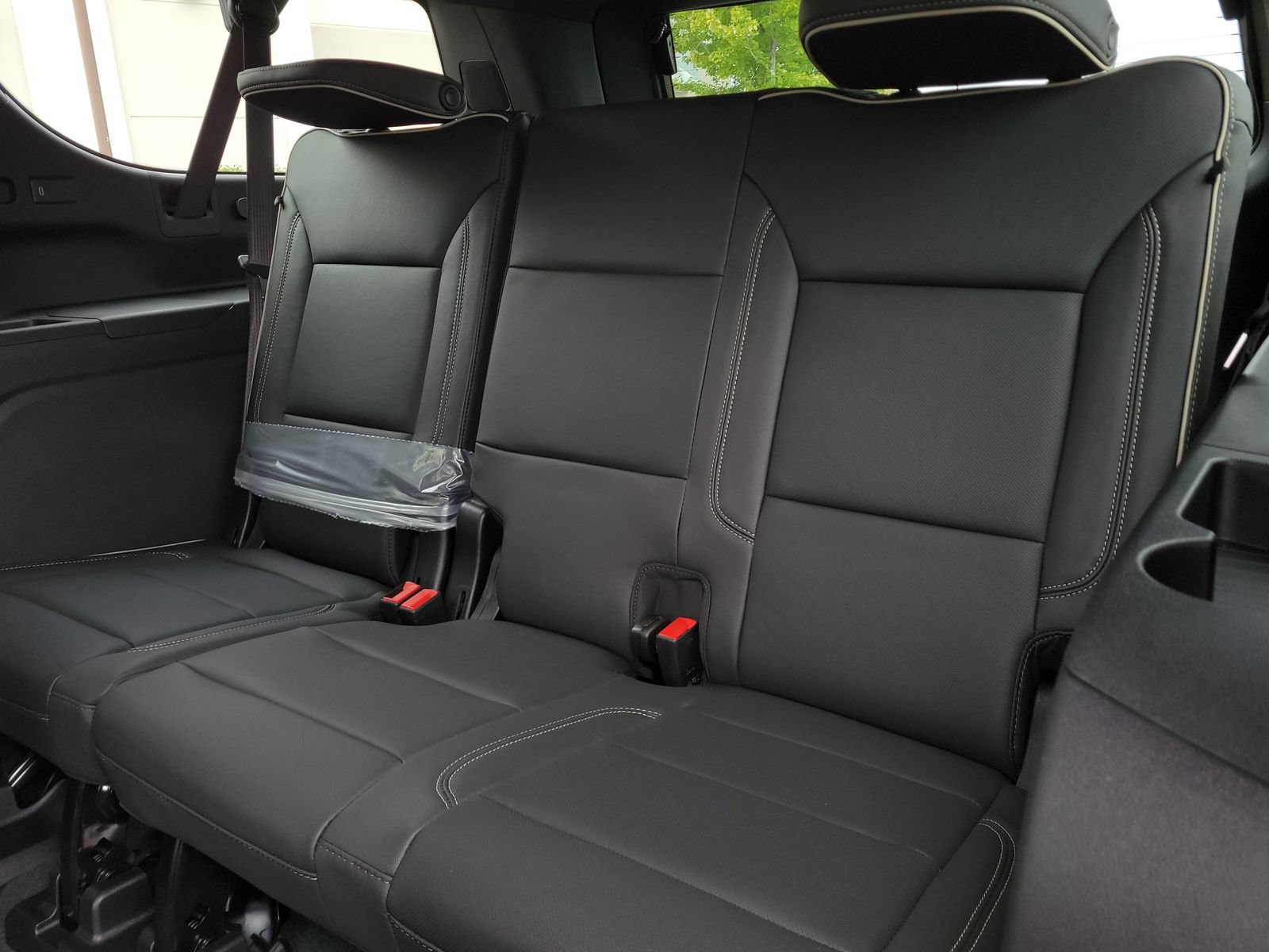 New 2026 GMC Yukon XL Elevation w/ Elevation Premium Package AWD/4WD image 12