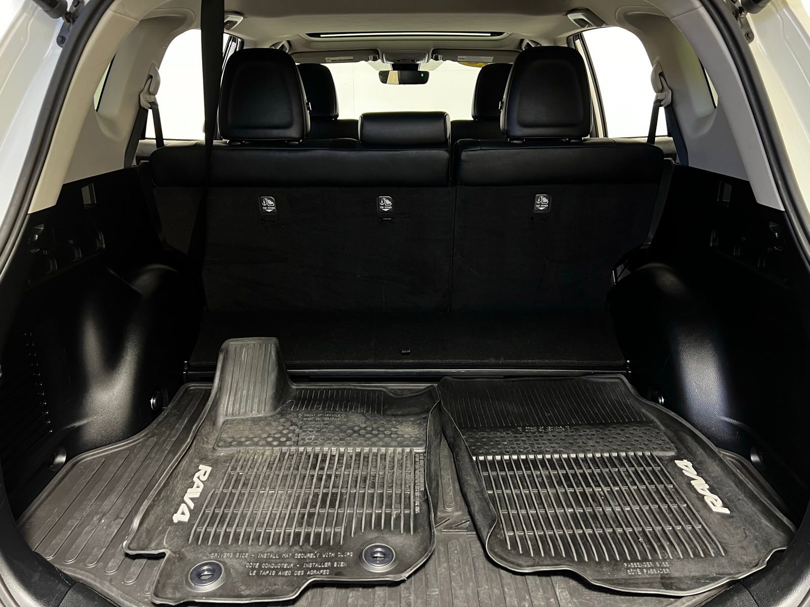 Used 2018 Toyota RAV4 Limited image 29