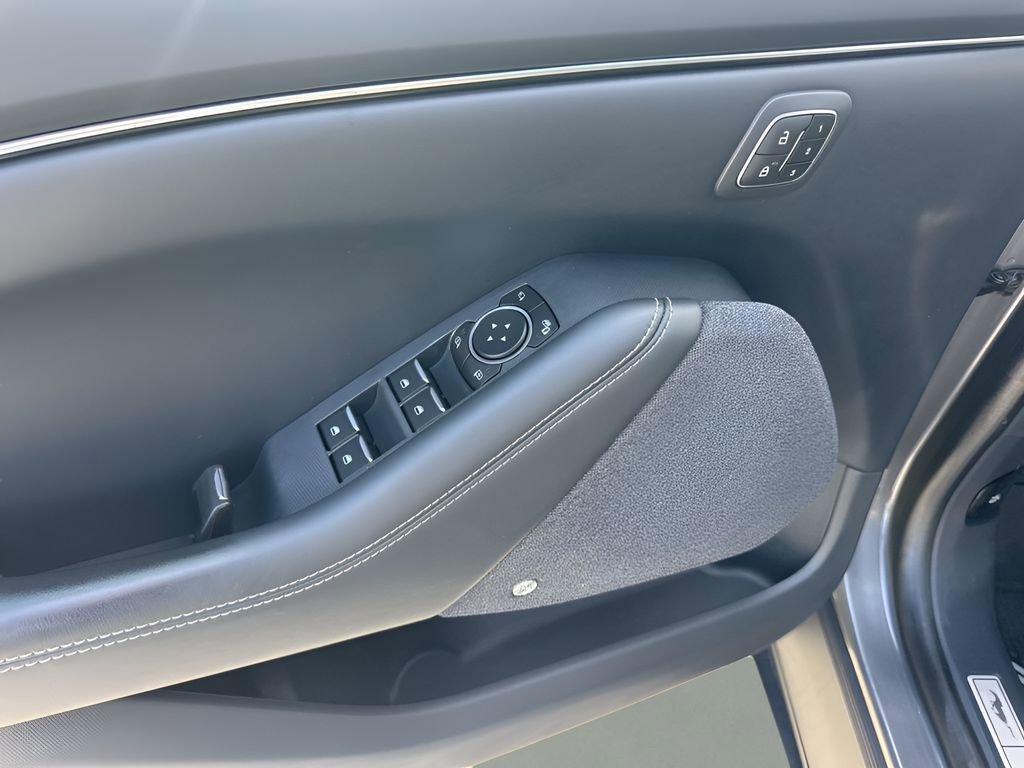 Used 2023 Ford Mustang Mach-E Premium image 25