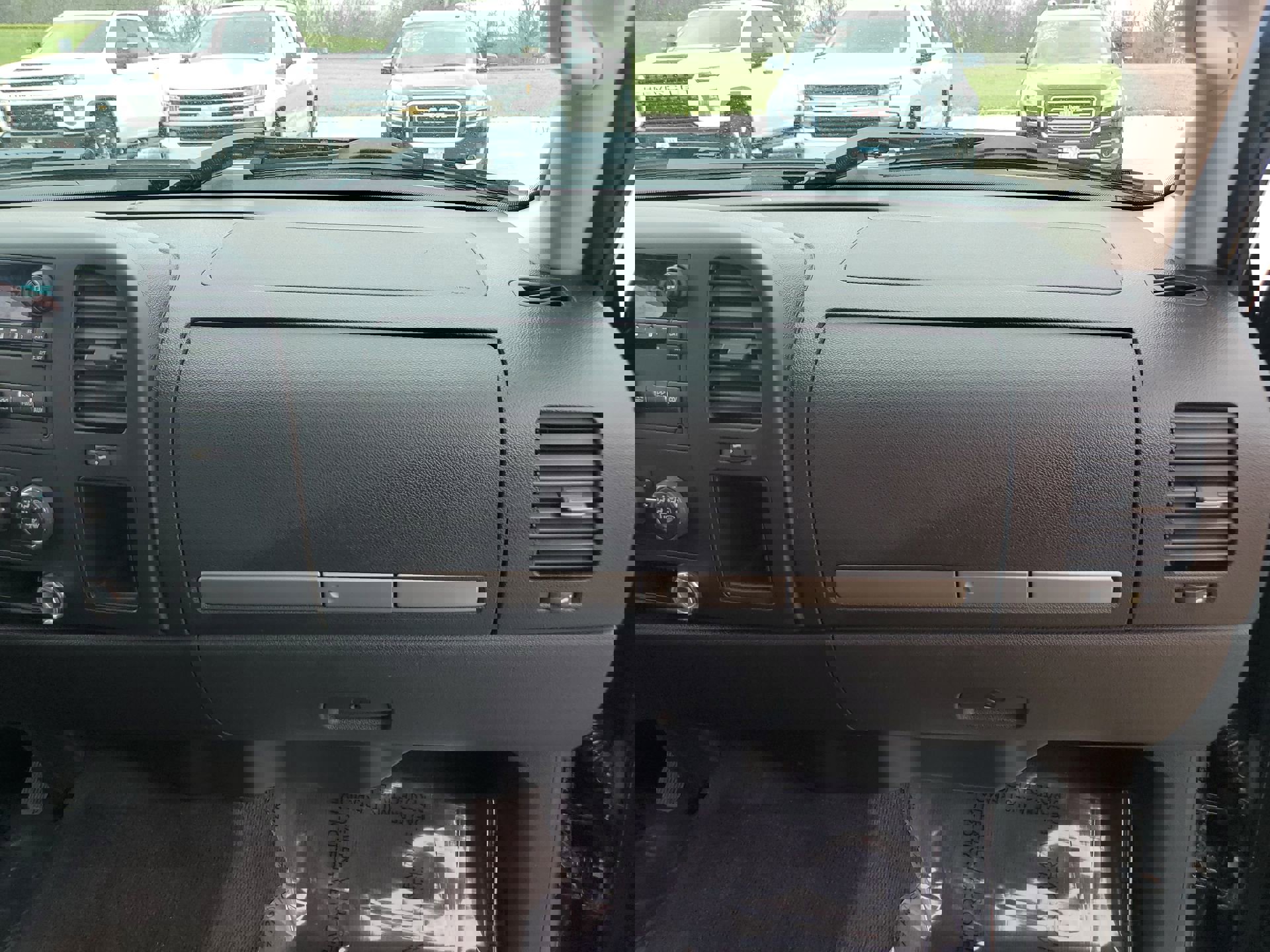 Used 2011 GMC Sierra 1500 SLE image 32