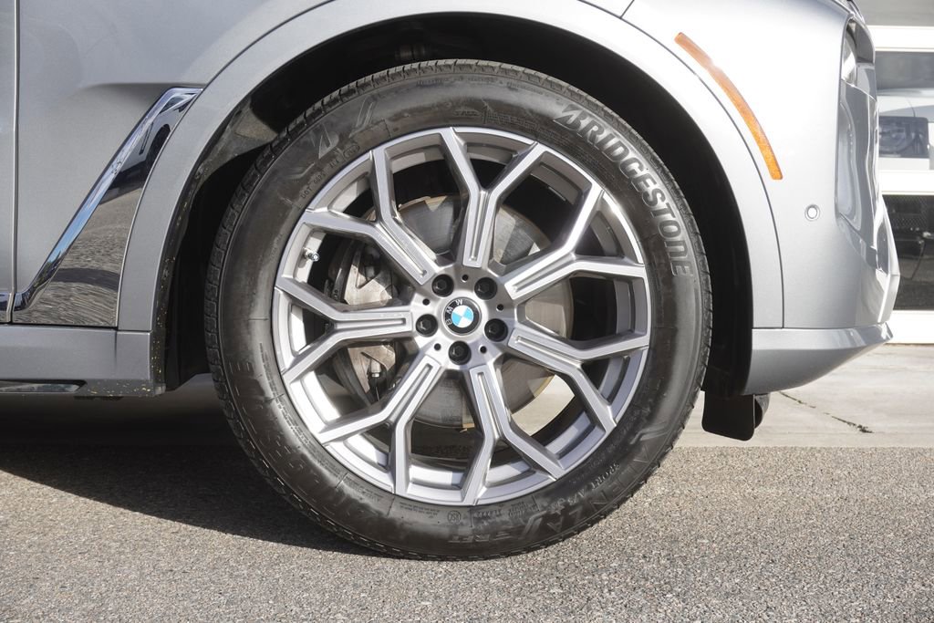 Used 2023 BMW X7 xDrive40i w/ Premium Package image 35