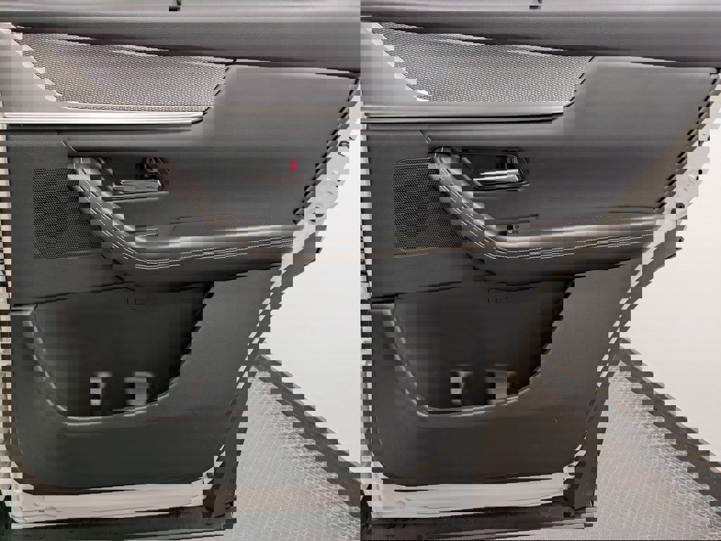 Certified 2024 MAZDA CX-90 Plug-In Hybrid w/ Premium Pkg image 24