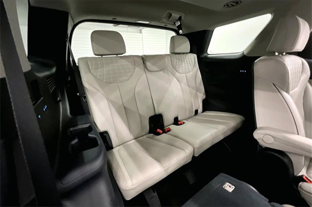 Used 2024 Hyundai Palisade Limited image 29
