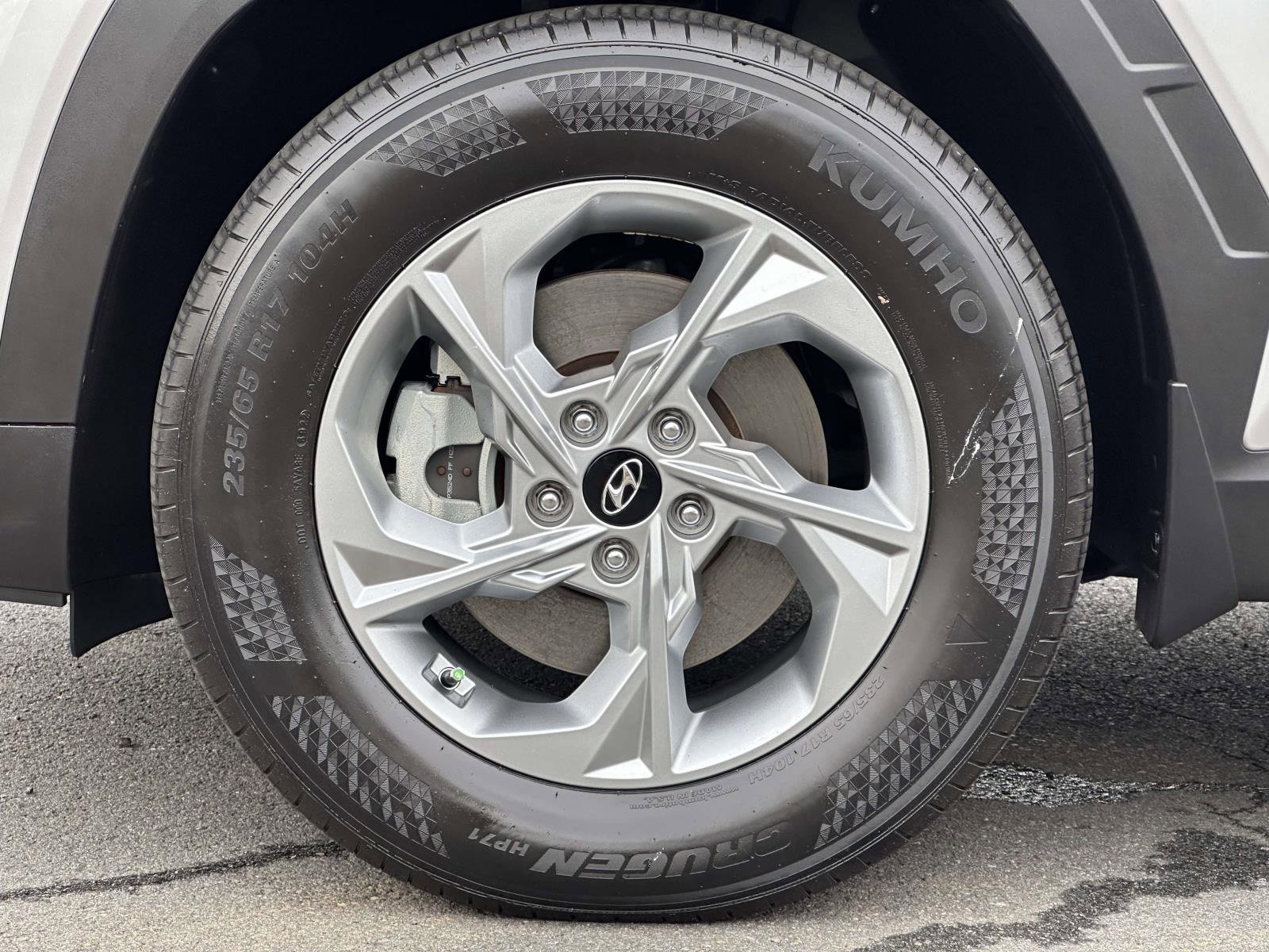 Used 2023 Hyundai Tucson SE image 7