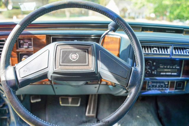 Used 1989 Cadillac Brougham RWD image 28
