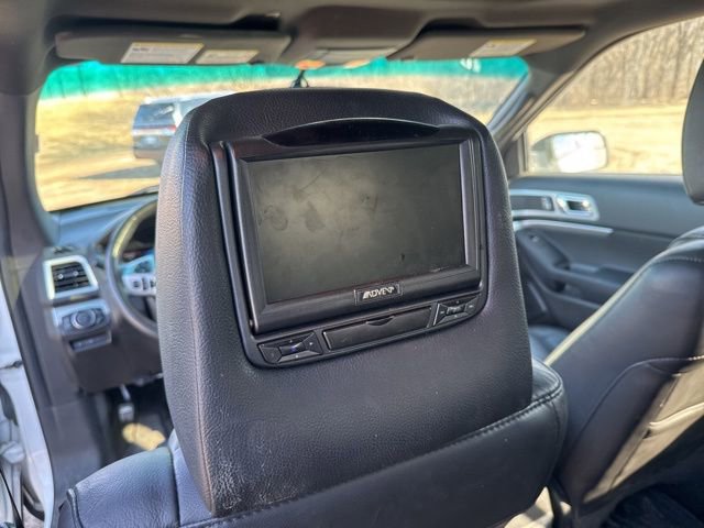 Used 2014 Ford Explorer XLT w/ Equipment Group 202A image 16