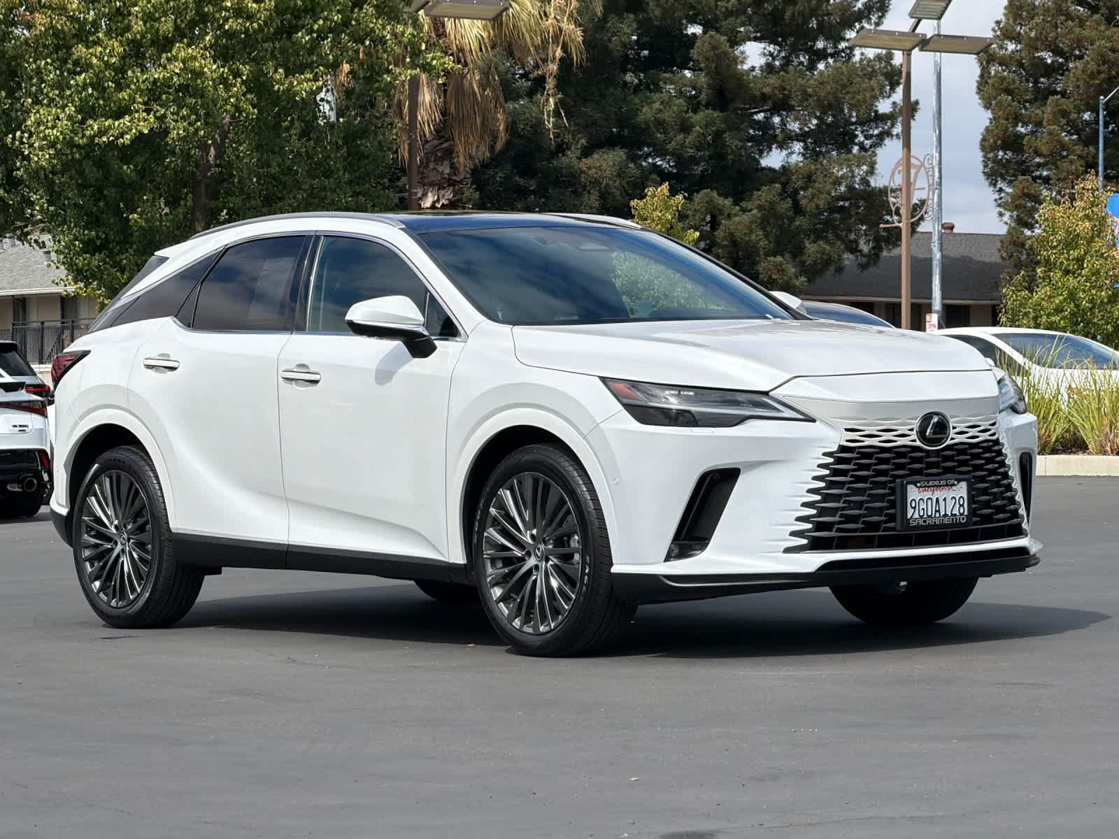 Certified 2023 Lexus RX 350 FWD w/ Accessory Package image 5