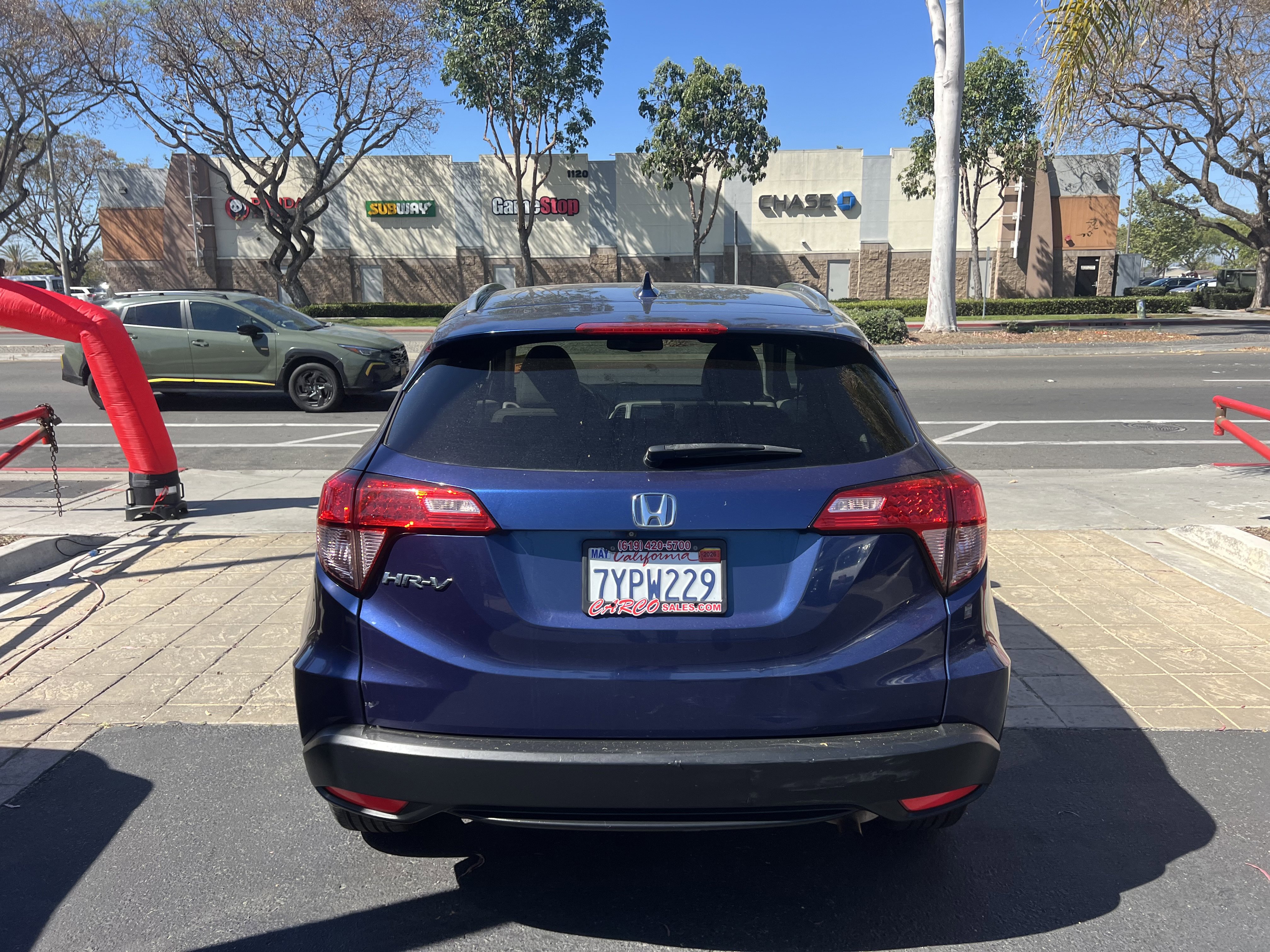 Used 2017 Honda HR-V EX-L image 6