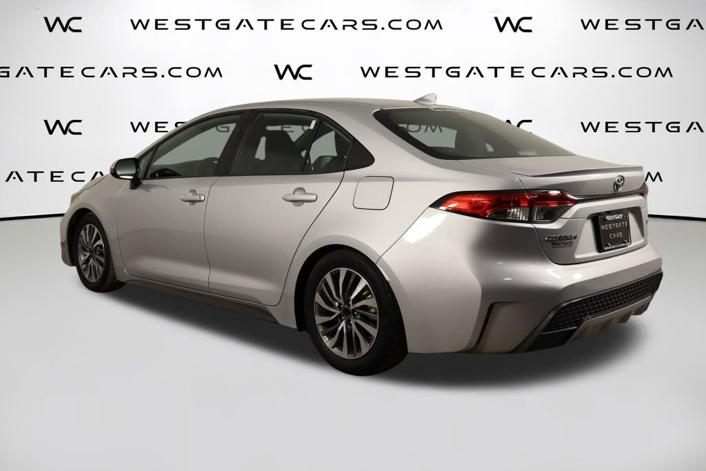 Used 2020 Toyota Corolla SE w/ SE Premium Package image 40