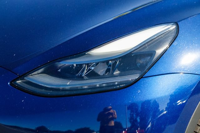 Used 2022 Tesla Model Y Performance AWD/4WD image 8