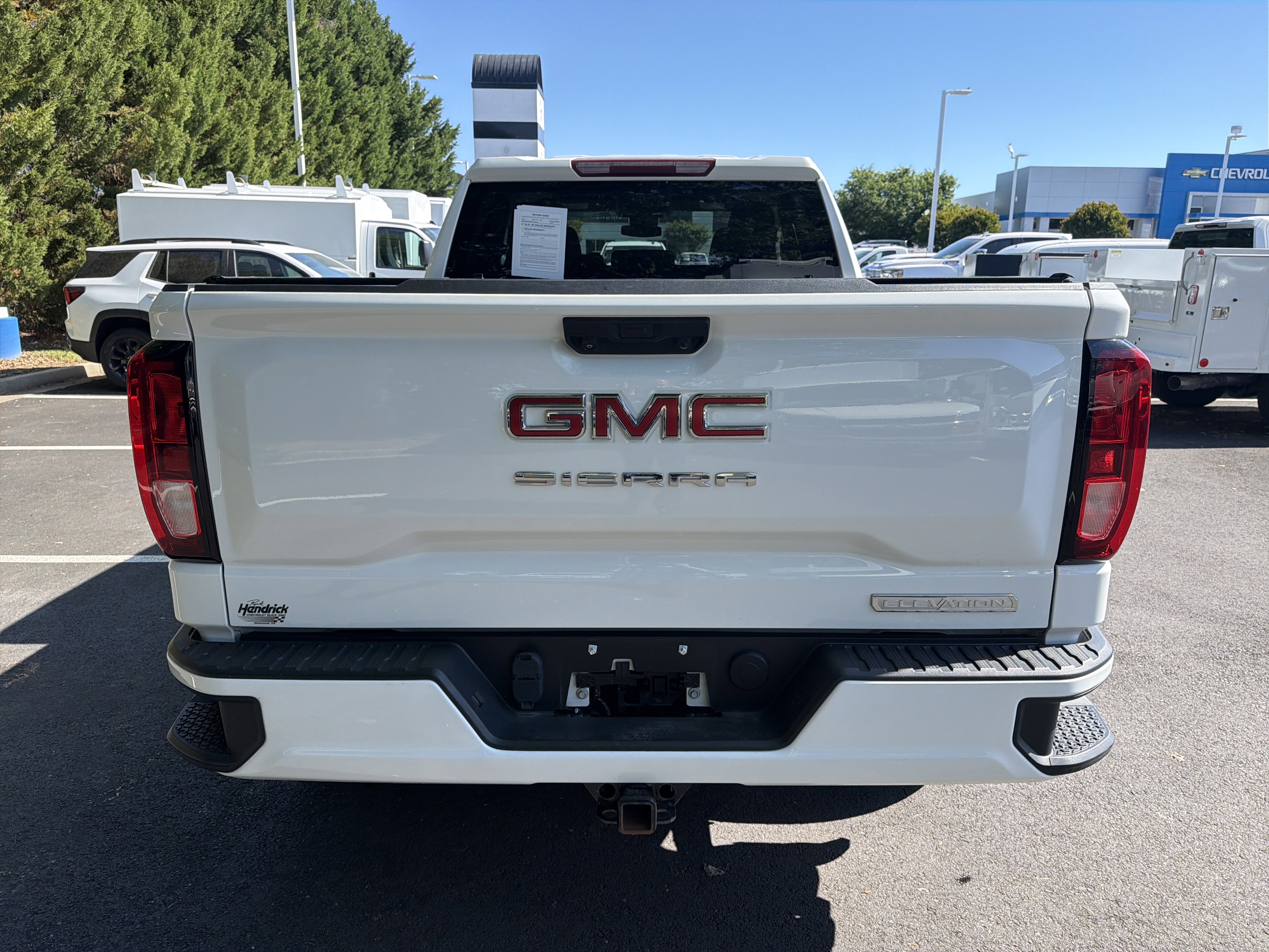 Used 2023 GMC Sierra 1500 Elevation AWD/4WD image 8