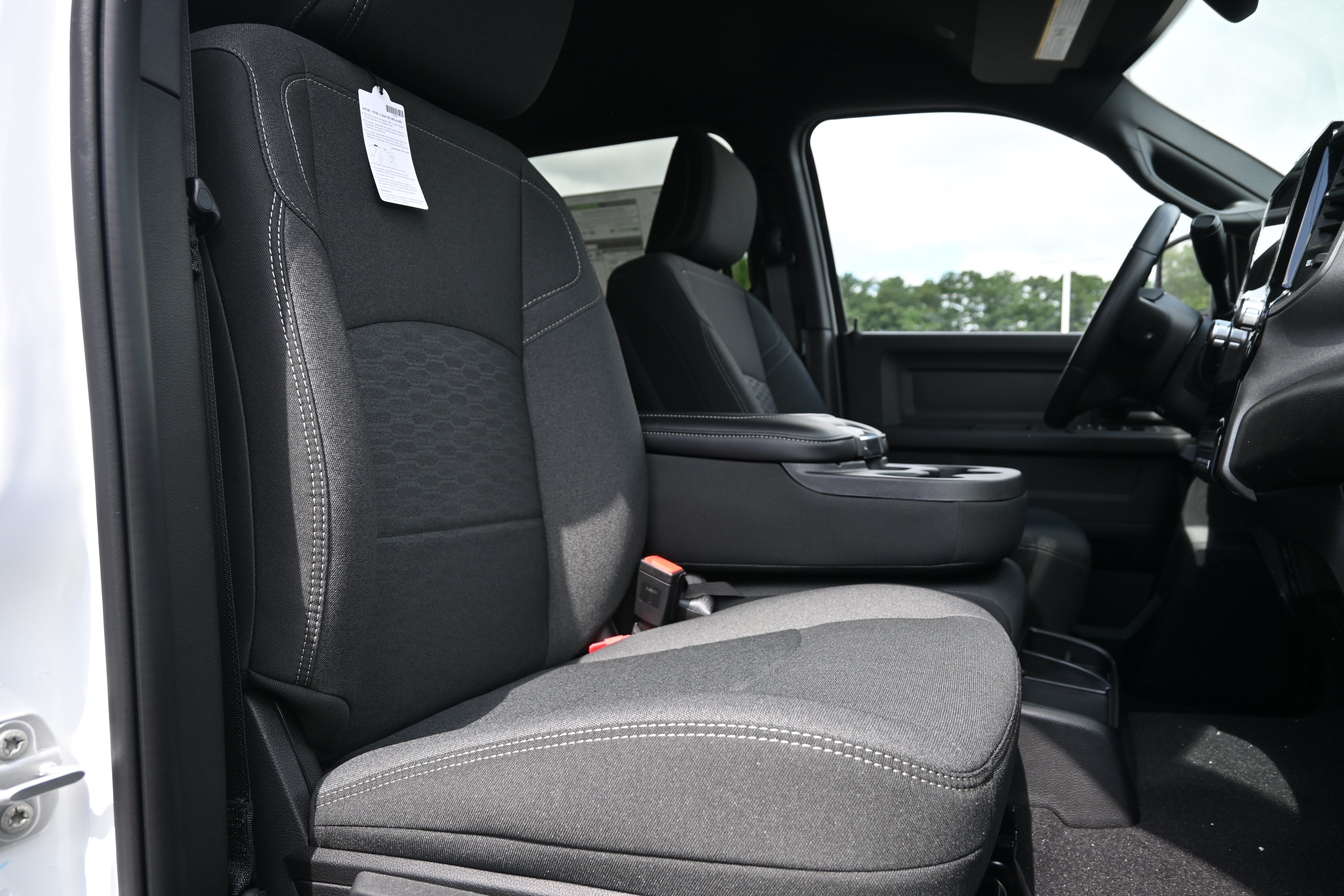 New 2026 RAM 2500 Tradesman AWD/4WD image 33