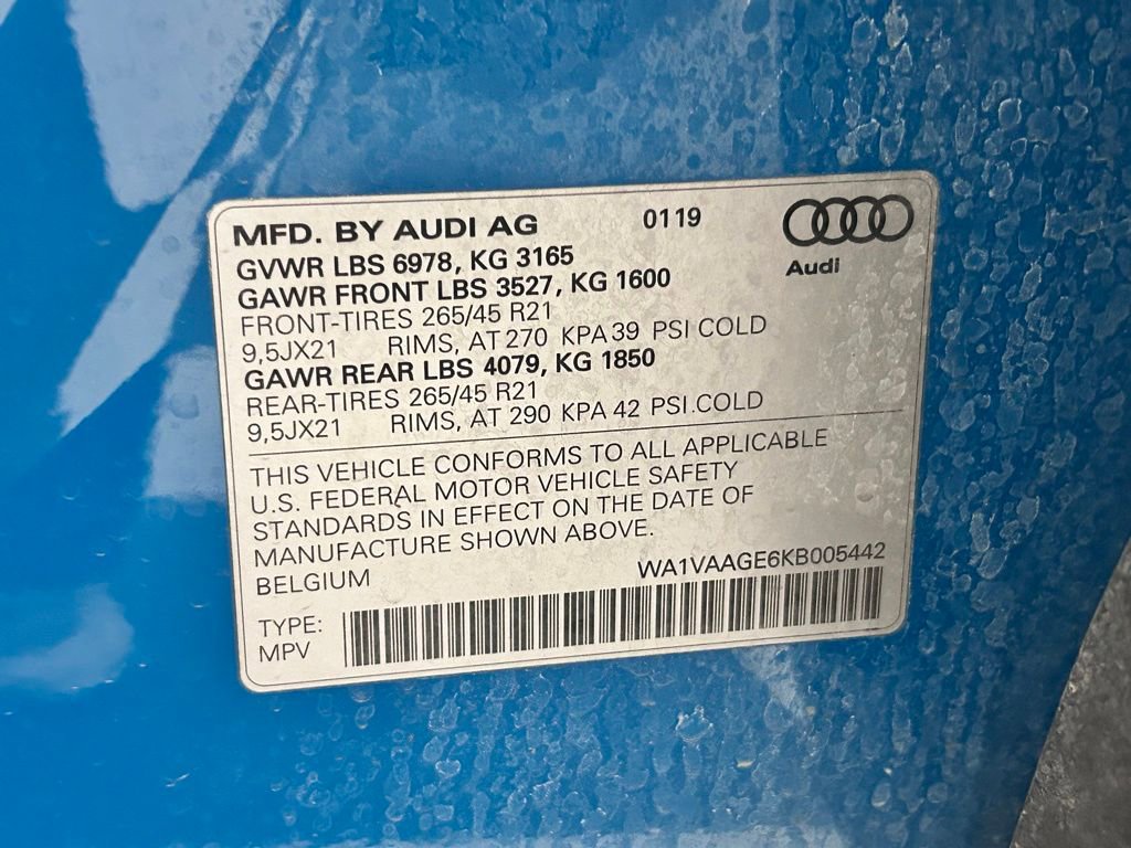 Used 2019 Audi e-tron Prestige w/ Prestige Package AWD/4WD image 23