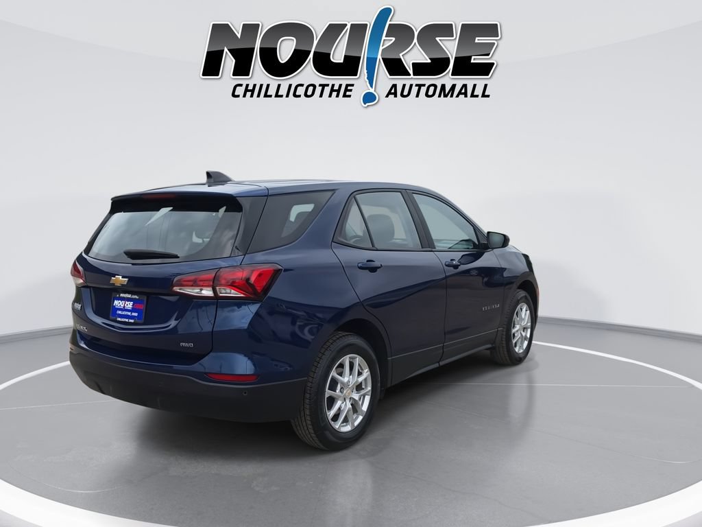 Used 2023 Chevrolet Equinox LS AWD/4WD image 8
