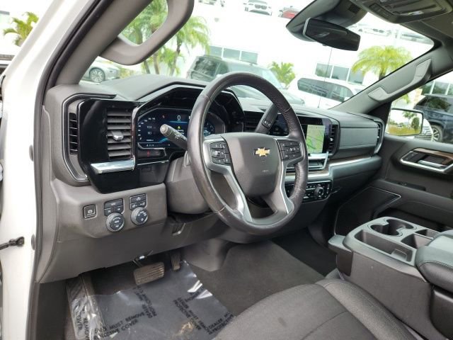 Used 2022 Chevrolet Silverado 1500 LT image 24