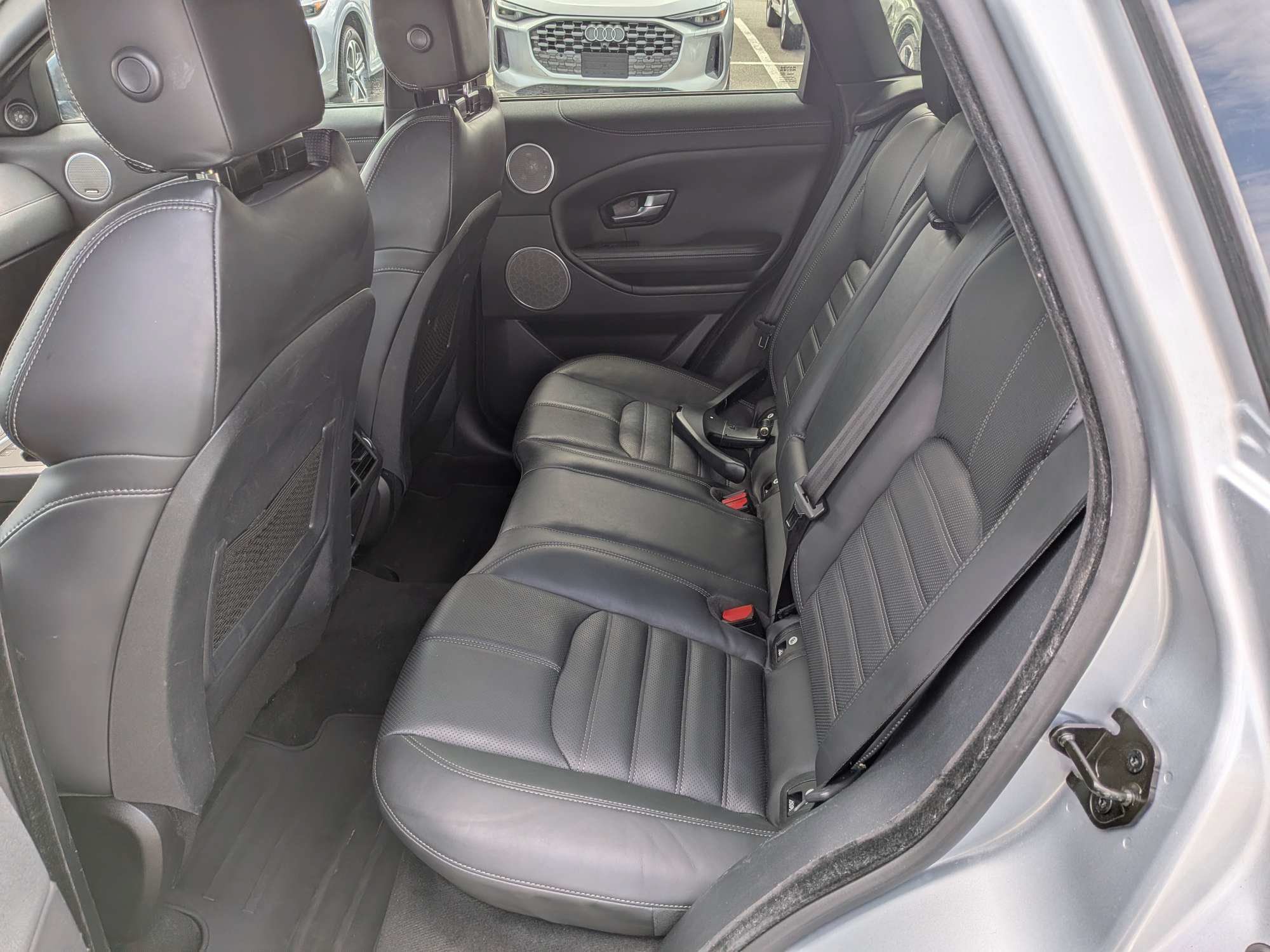 Used 2018 Land Rover Range Rover Evoque HSE Dynamic AWD/4WD image 14
