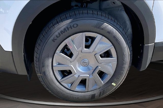 New 2027 Nissan Kicks S FWD image 10
