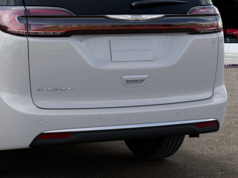 New 2026 Chrysler Pacifica Select image 13