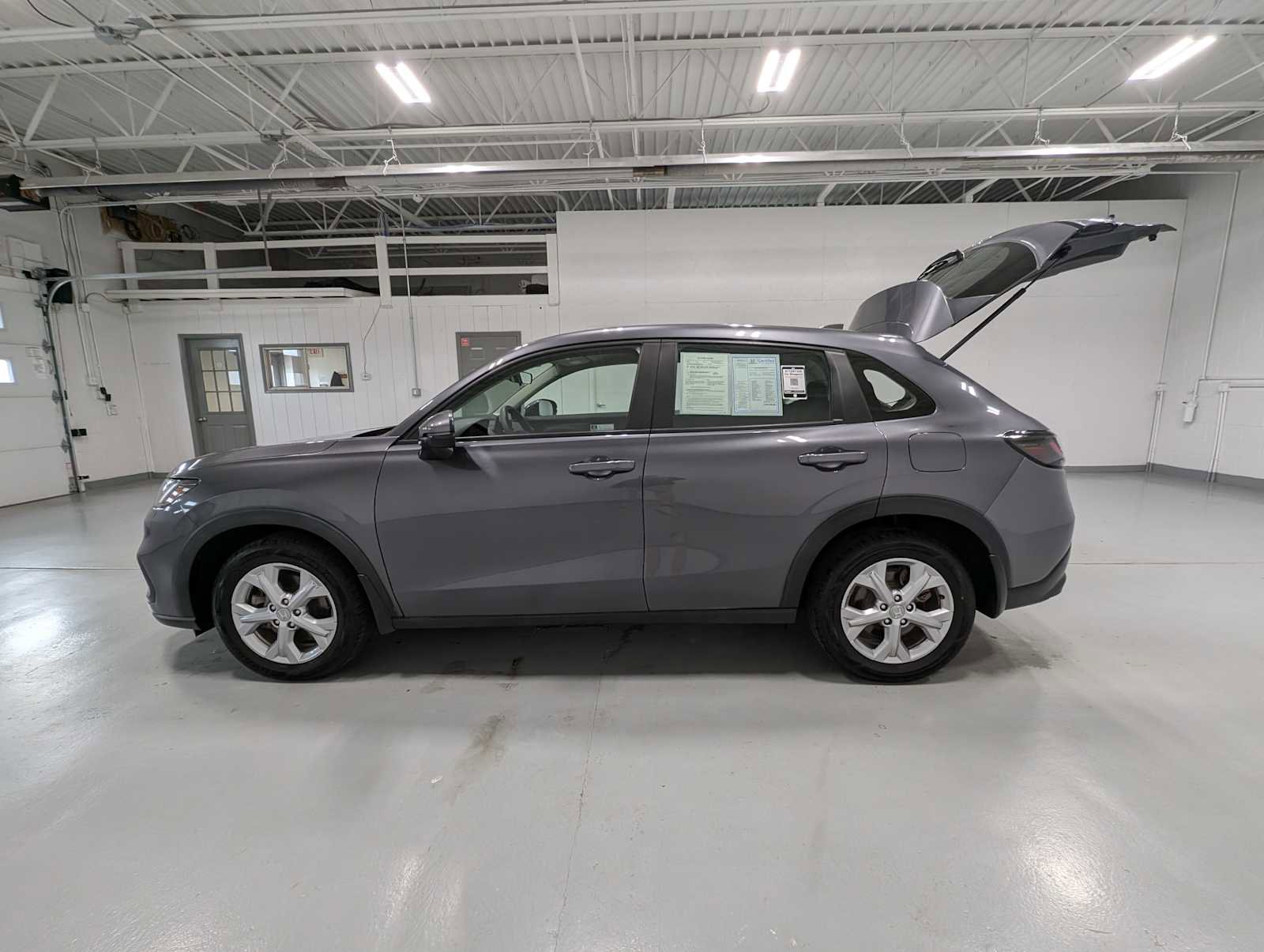 Certified 2023 Honda HR-V LX image 12
