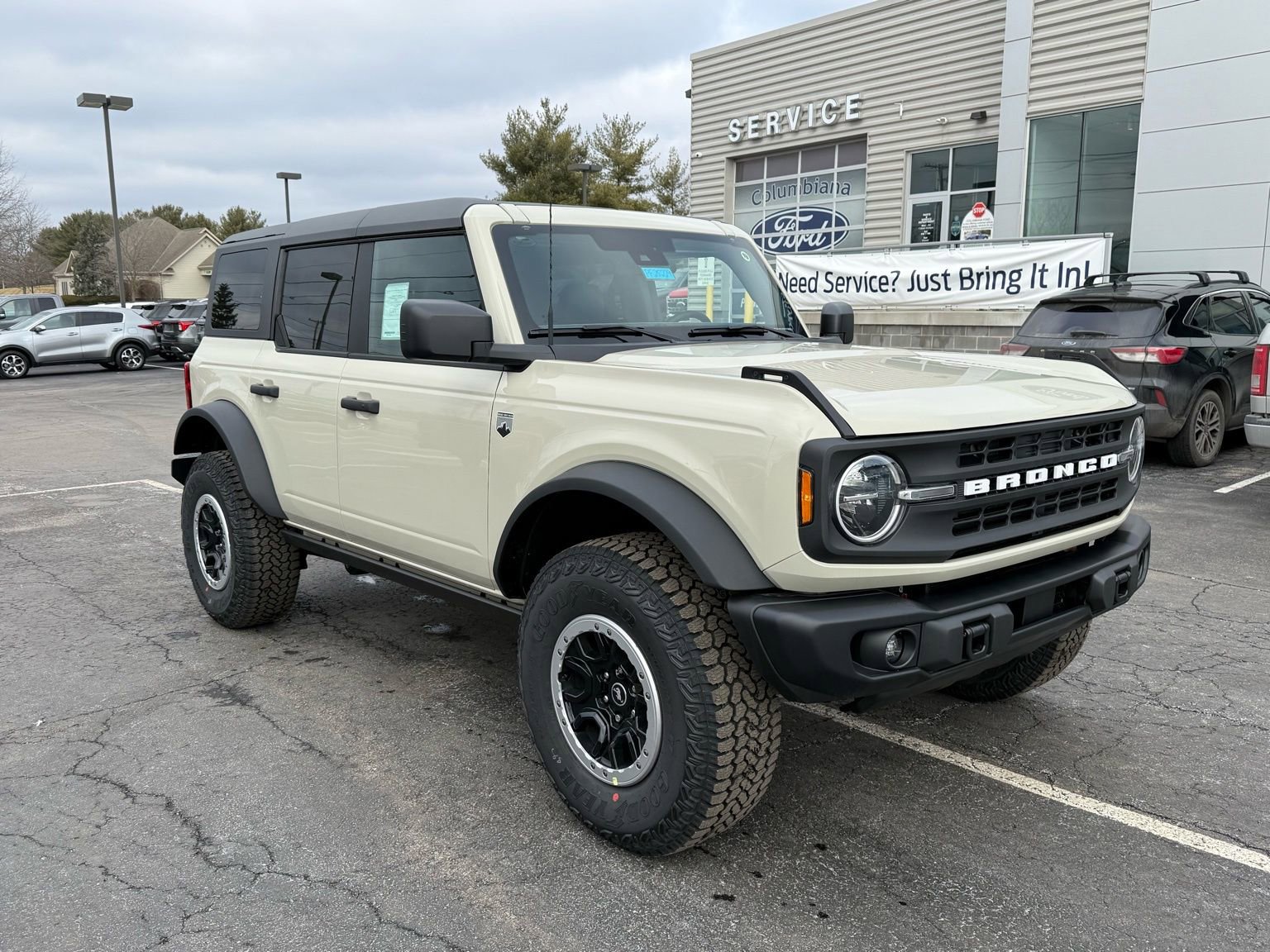 New 2025 Ford Bronco Big Bend w/ Black Diamond Package image 14