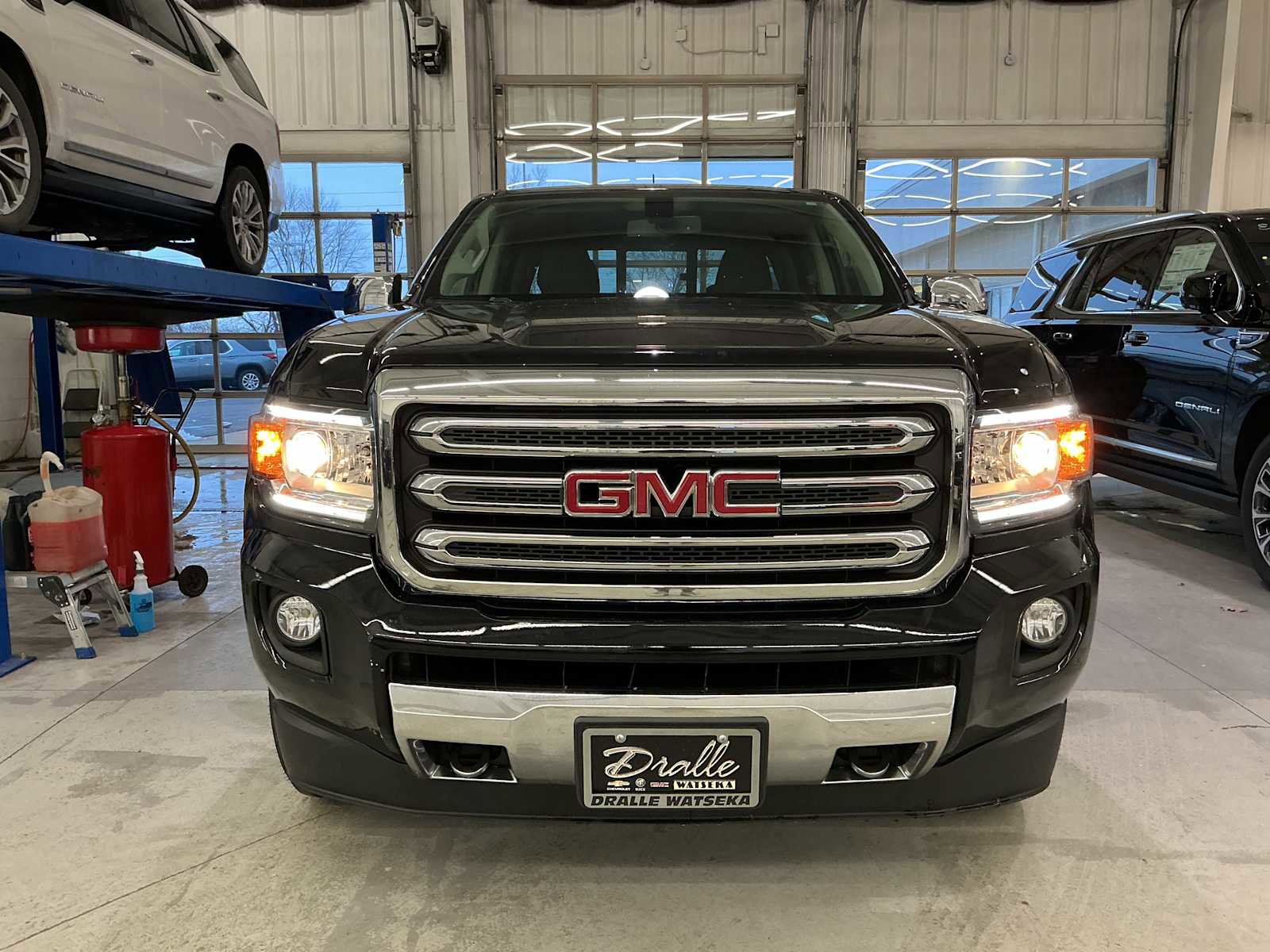 Used 2017 GMC Canyon SLT w/ Trailering Package image 2