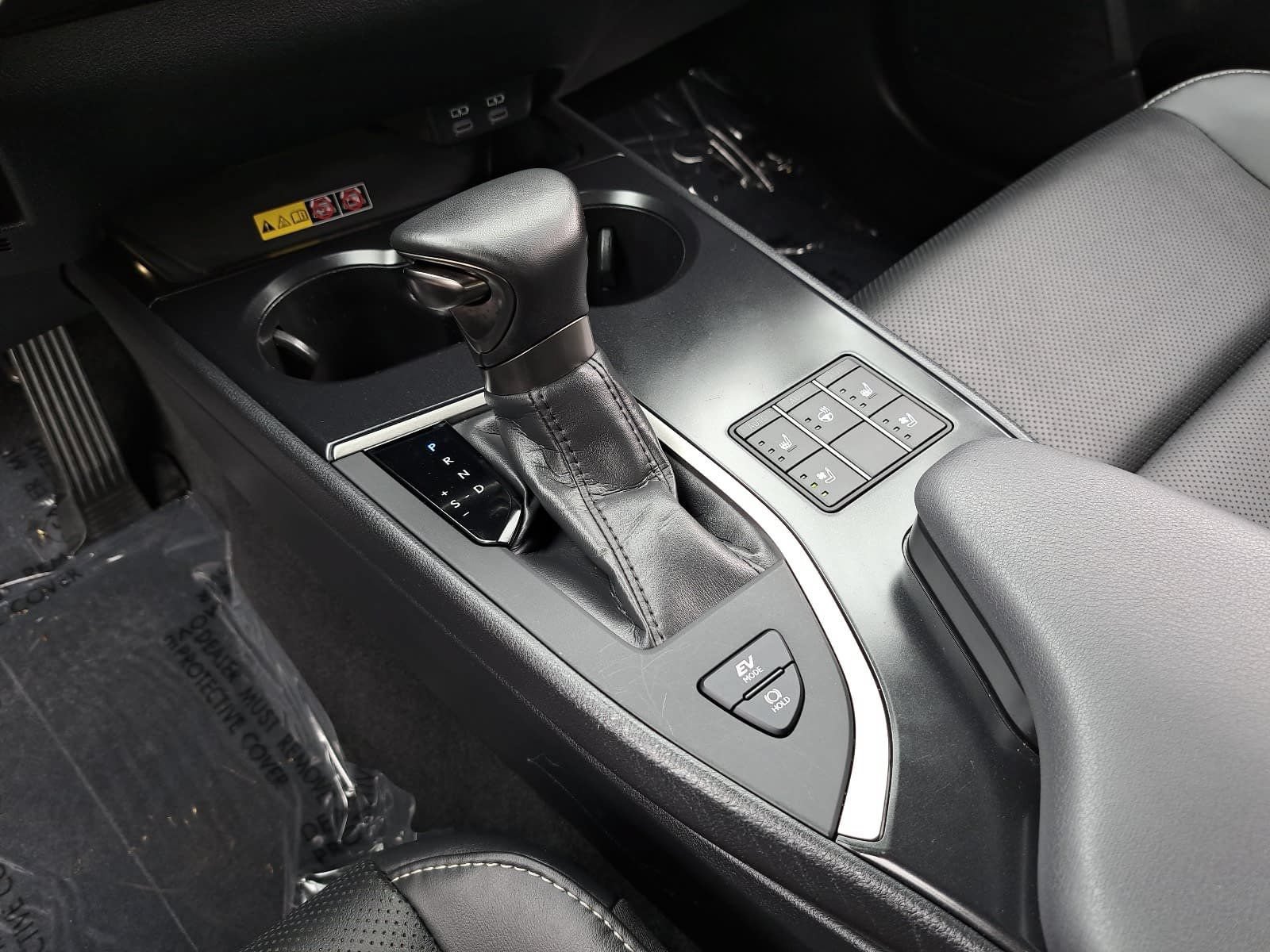 Used 2023 Lexus UX 250h F Sport w/ Accessory Package (Z2) FWD image 26