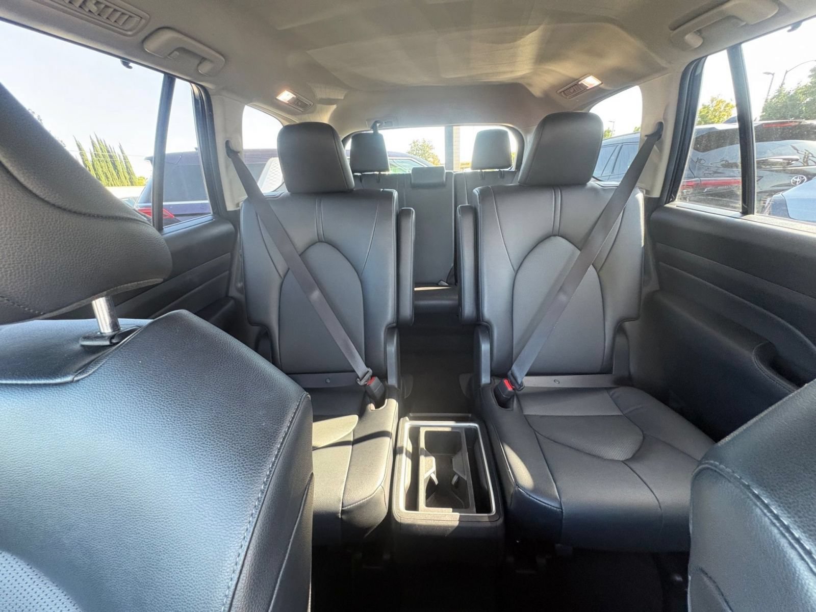 Used 2025 Toyota Grand Highlander FWD image 8
