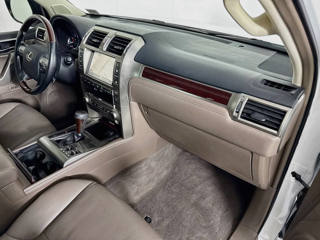Used 2019 Lexus GX 460 Premium AWD/4WD image 31