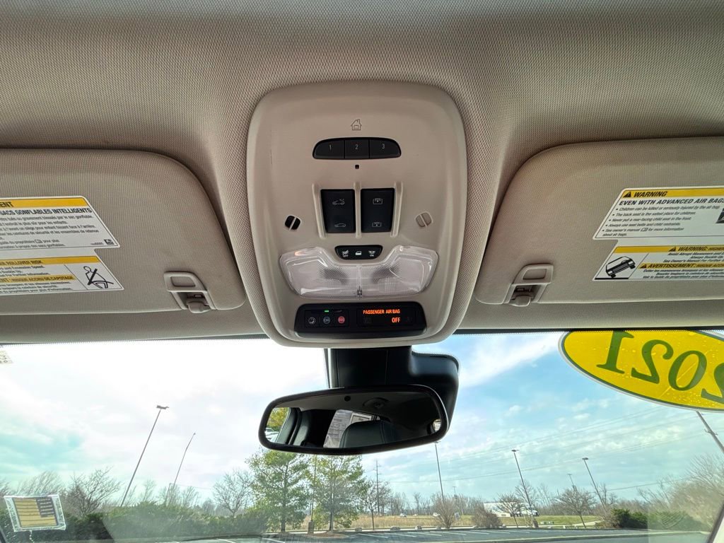 Used 2021 Buick Encore GX Essence w/ Experience Buick Package image 36