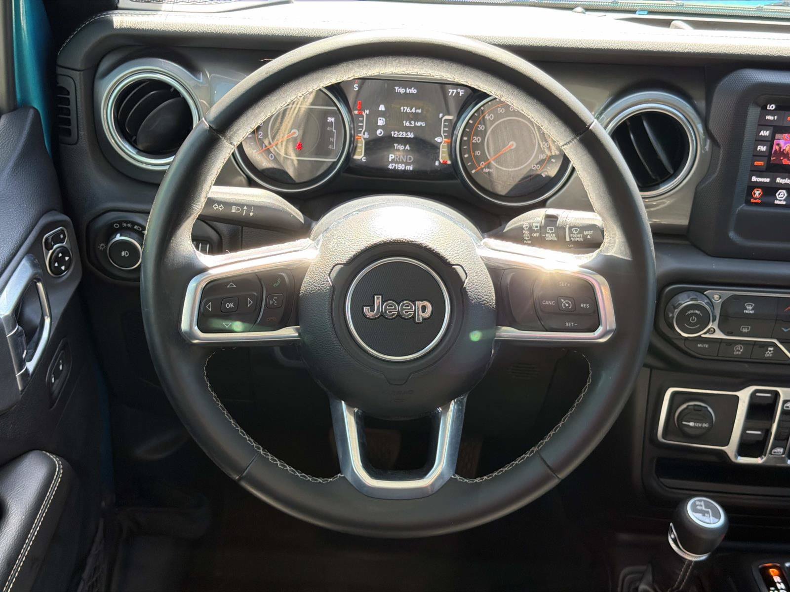 Used 2019 Jeep Wrangler Unlimited Sahara AWD/4WD image 25