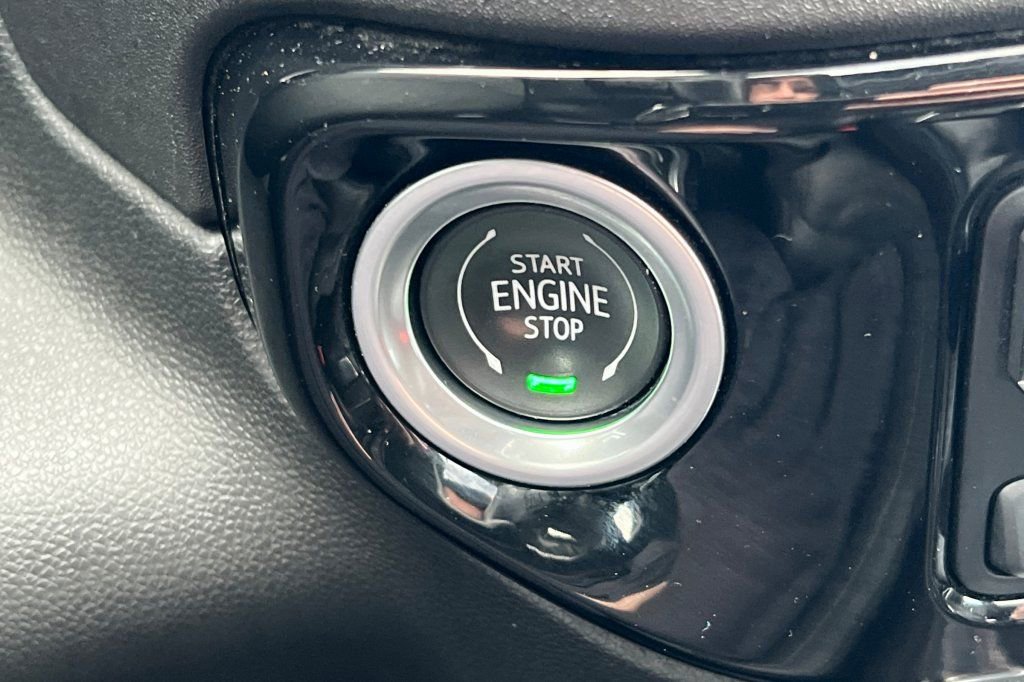 Used 2022 Chevrolet Silverado 1500 LTZ w/ LTZ Premium Package image 18