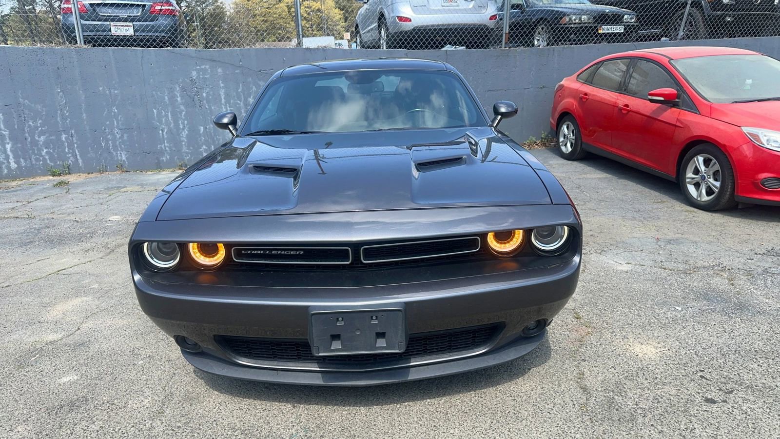 Used 2021 Dodge Challenger SXT w/ Driver Convenience Group image 2