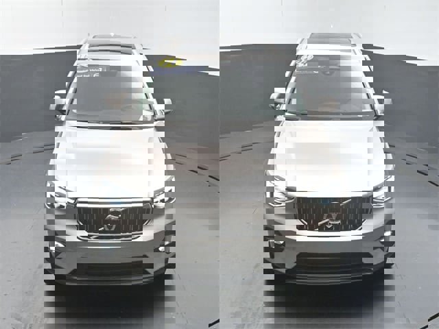 Certified 2024 Volvo XC40 B5 Plus w/ Protection Package Premier image 42