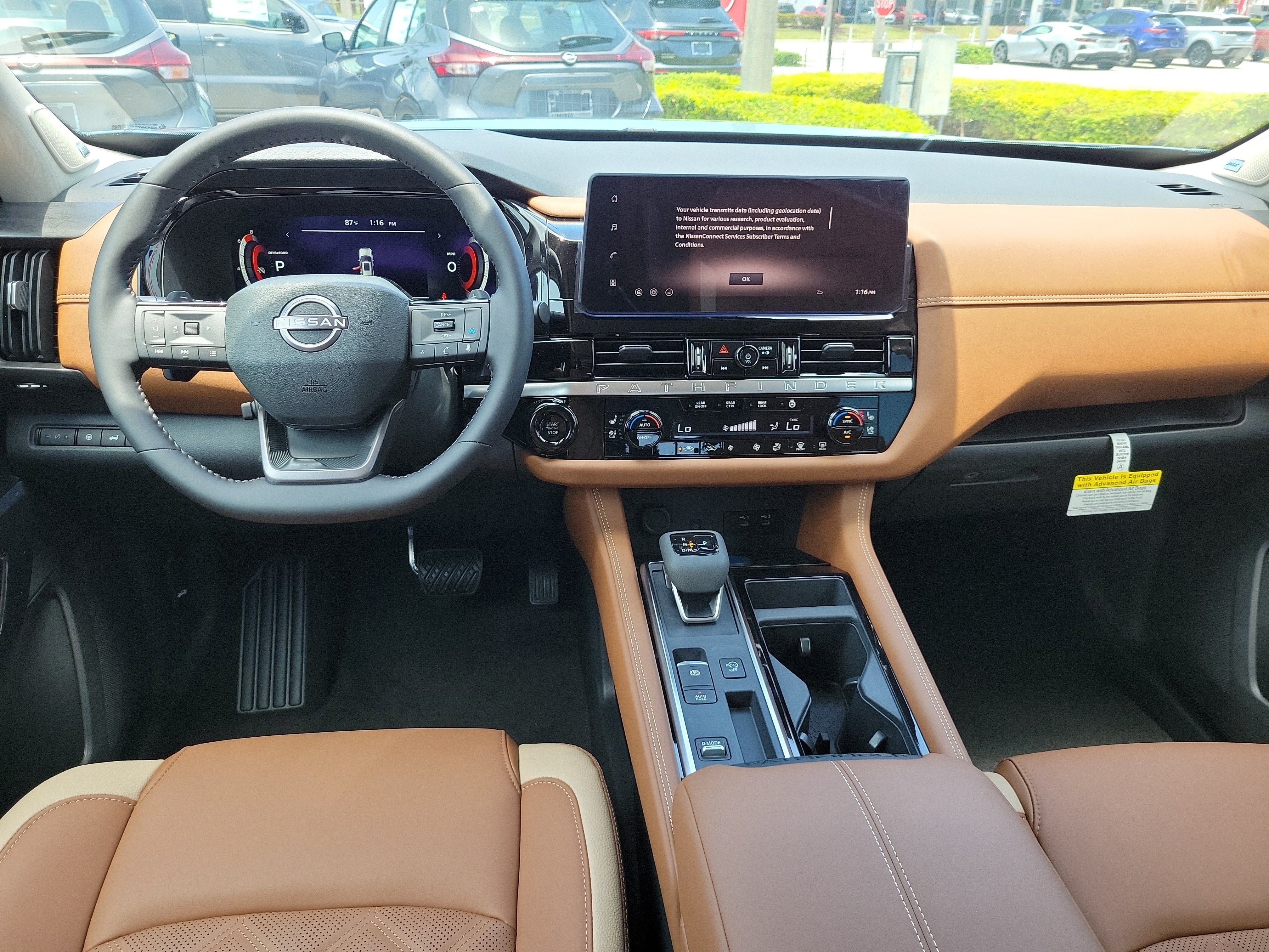 New 2026 Nissan Pathfinder Platinum FWD image 12