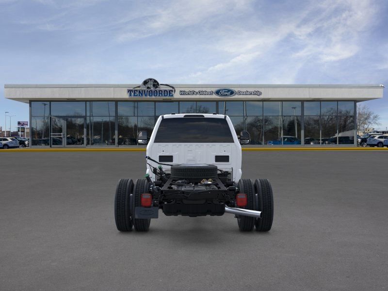 New 2026 Ford F550 4x4 Regular Cab Super Duty image 5