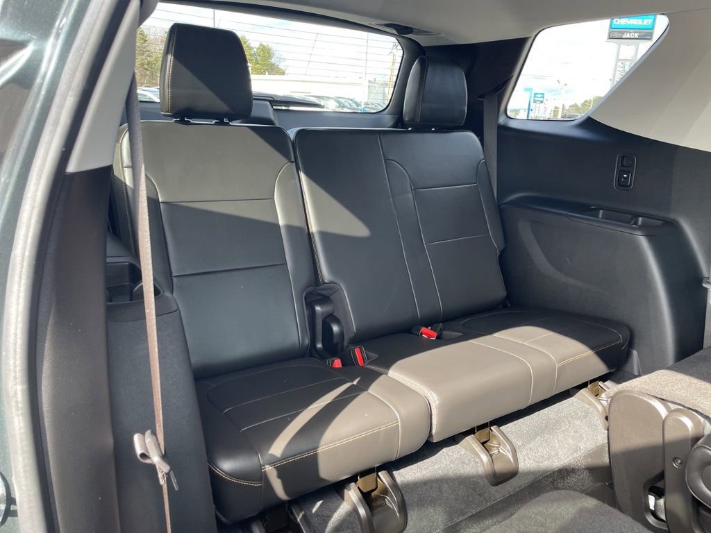Used 2021 Chevrolet Traverse LT image 33
