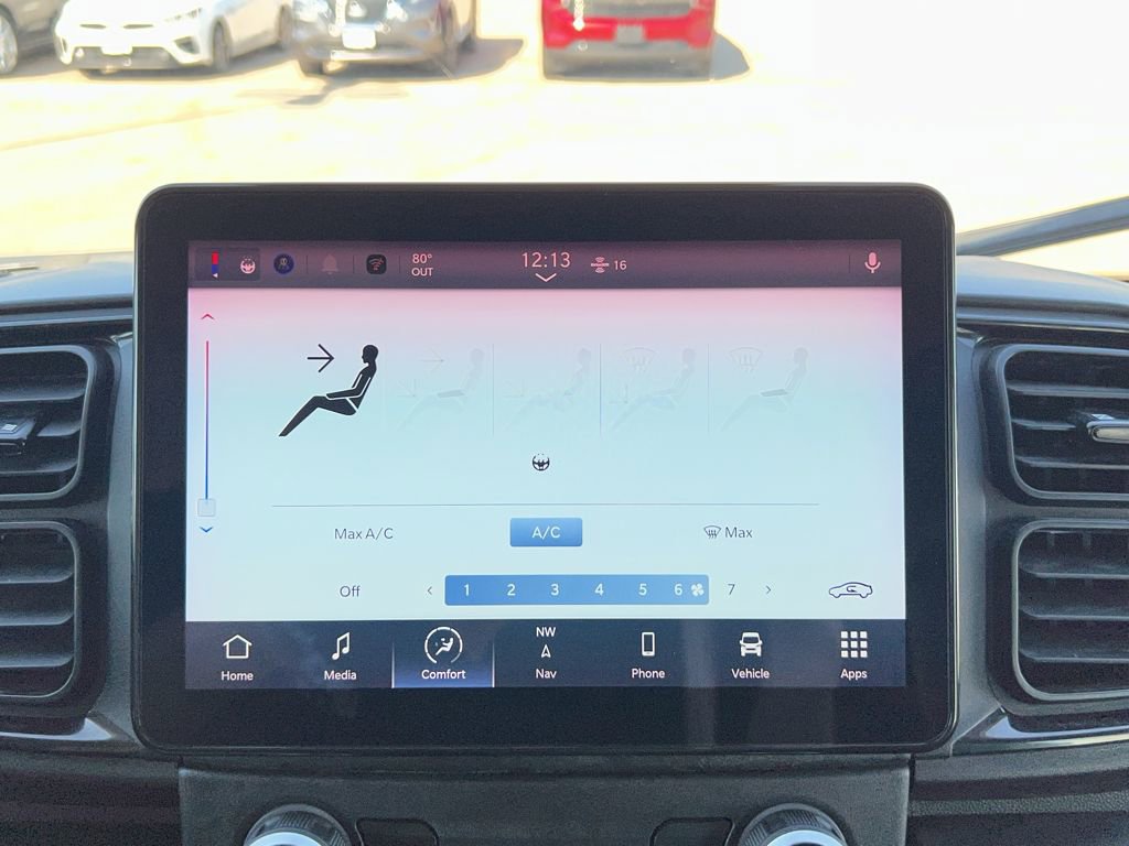 Used 2024 RAM ProMaster 3500 w/ Delivery Van Package image 22