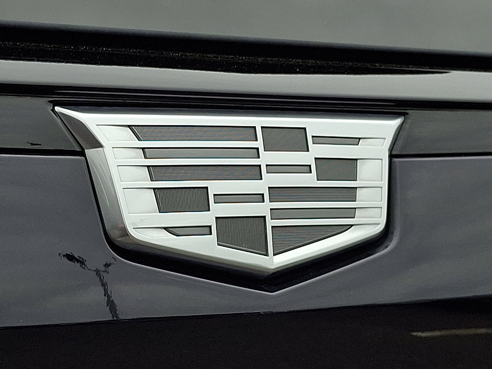 Certified 2022 Cadillac Escalade Sport Platinum w/ LPO, ONYX Package image 30