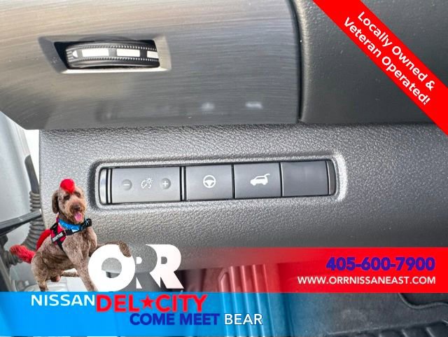 Certified 2025 Nissan Pathfinder SL w/ SL Premium Package FWD image 16