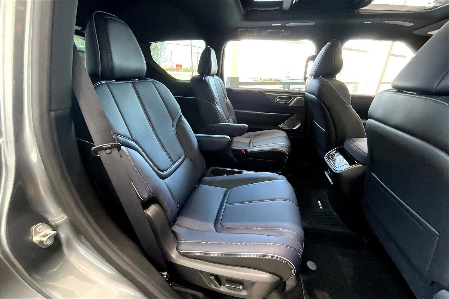 New 2026 INFINITI QX80 4WD image 15